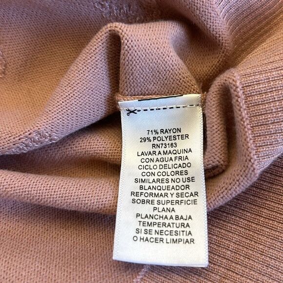 Cable & Gauge mauve long sleeve button front heart cardigan Size L New - Picture 12 of 12